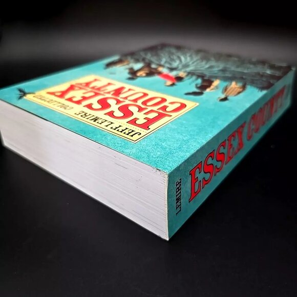 The Collected Essex County Jeff Lemire (Paperback or Softback) - Picture 3 of 11